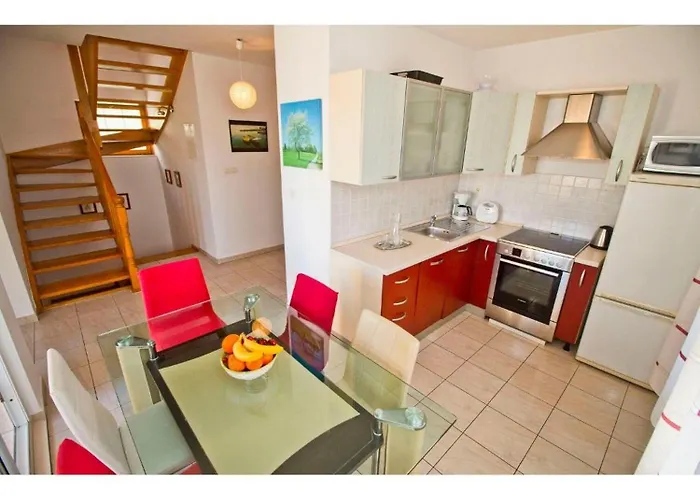 Mana アパート スプリト